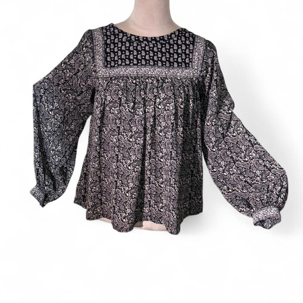 GAP Black and White Patterned Blouse vintage boho style